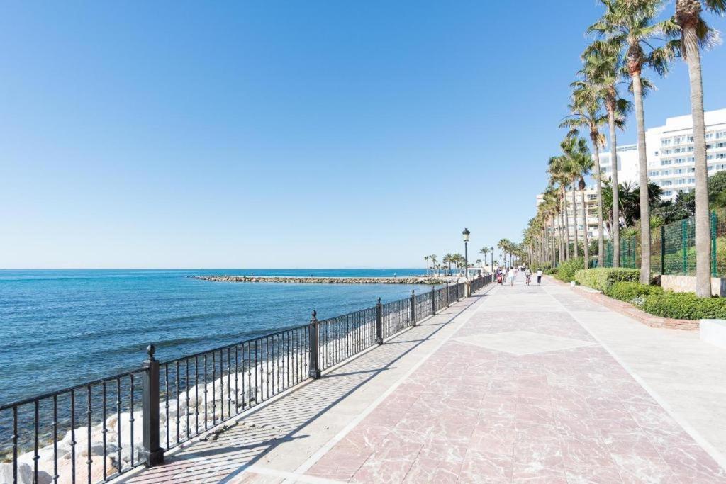Appartamento In Front Of Sea & Center Marbella Esterno foto